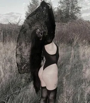 Polina Marzana OnlyFans Leaked Free Thumbnail Picture - #AvBOuIEffz