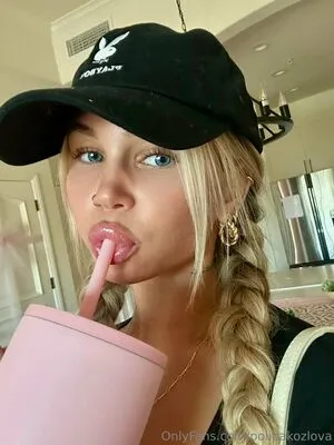 Polinakozlova OnlyFans Leaked Free Thumbnail Picture - #cCJddcigDr