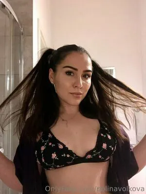 Polinavolkova OnlyFans Leaked Free Thumbnail Picture - #0PGQJM8TBu