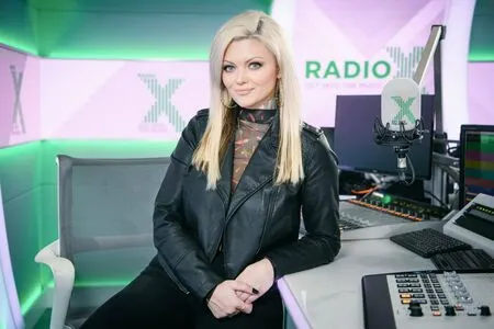 Polly James OnlyFans Leaked Free Thumbnail Picture - #4YiSUdLsNA