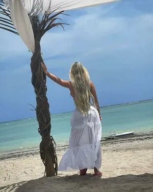 Polly Santos OnlyFans Leaked Free Thumbnail Picture - #VBUD3VeyV8