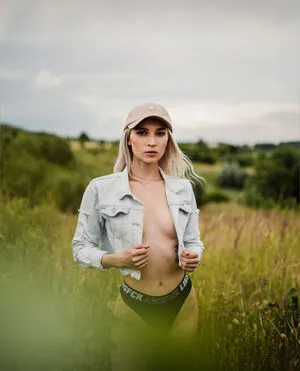 Poloblondie OnlyFans Leaked Free Thumbnail Picture - #2OtsehdskC