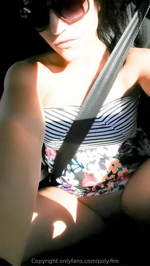 Poly Fire OnlyFans Leaked Free Thumbnail Picture - #n1aaB2QoaW