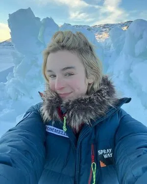 Pommelien Thijs OnlyFans Leaked Free Thumbnail Picture - #UftBESiakr