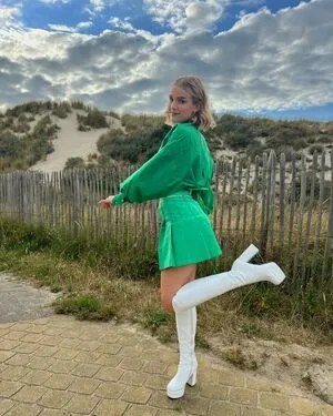 Pommelien Thijs OnlyFans Leaked Free Thumbnail Picture - #hlxD1LiX9e