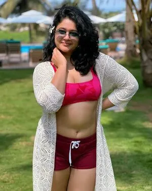 Poonam Bajwa OnlyFans Leaked Free Thumbnail Picture - #DxMcAjduS3