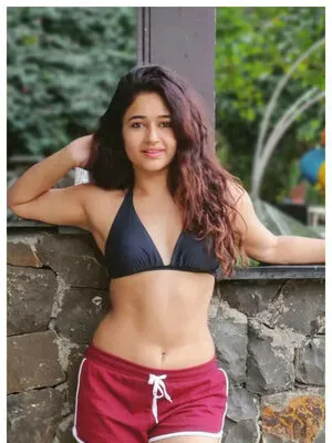 Poonam Bajwa OnlyFans Leaked Free Thumbnail Picture - #TCwbMVCiMw