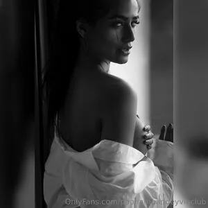 Poonampandeytv OnlyFans Leaked Free Thumbnail Picture - #f4dkMCKFJo