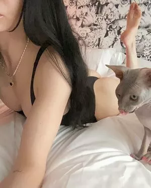 Poppy OnlyFans Leaked Free Thumbnail Picture - #EmNaKMeZ7y