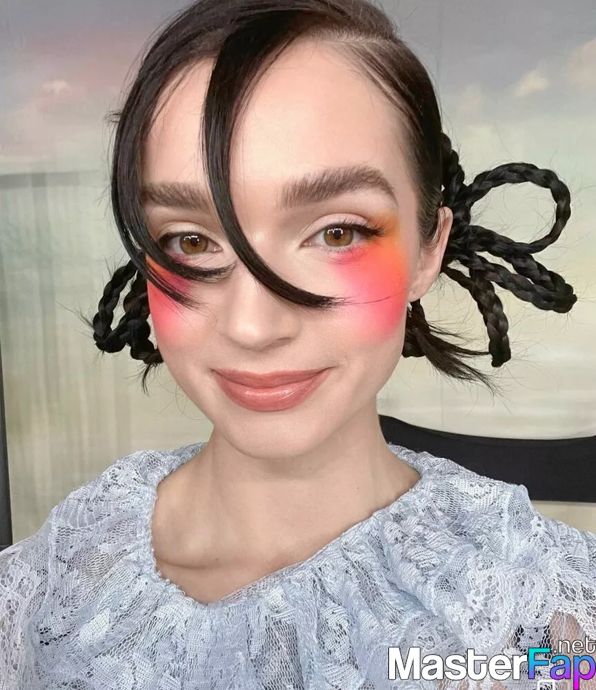 poppy_moon