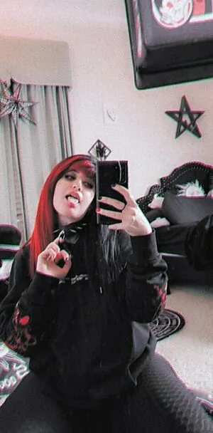 Poppycarmine OnlyFans Leaked Free Thumbnail Picture - #yeNlxUB01d