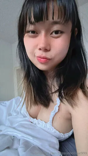 Poppymeilleur999 OnlyFans Leaked Free Thumbnail Picture - #4wxmxBmmrG