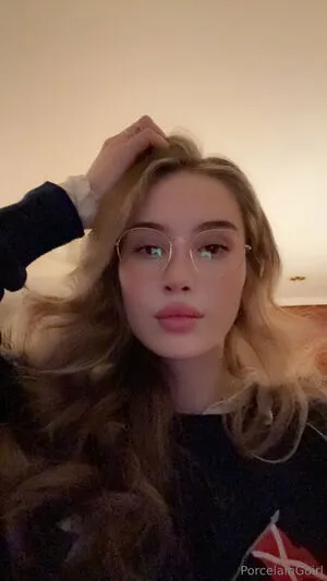 Porcelaingoirl OnlyFans Leaked Free Thumbnail Picture - #moIVGMtxBG