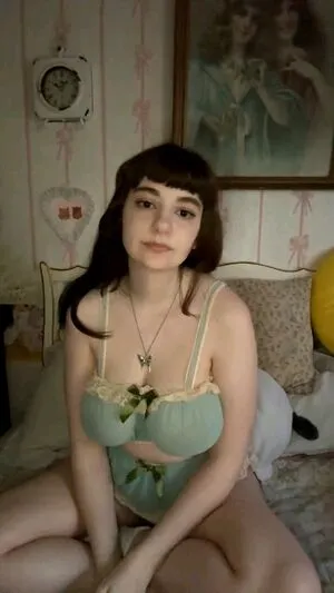 Porcelainmilkbottle OnlyFans Leaked Free Thumbnail Picture - #hvf4eQJyJp