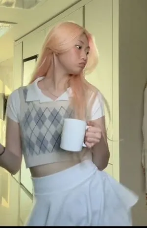 Porojin OnlyFans Leaked Free Thumbnail Picture - #VhuEMZuA85
