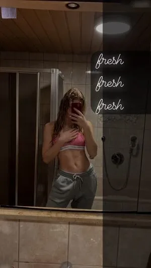 Porridgehead Paula Stayfit Paula OnlyFans Leaked Free Thumbnail Picture - #aPmrX7BSF3