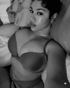 Portia Pepe OnlyFans Leaked Free Thumbnail Picture - #snpNHPeeAJ