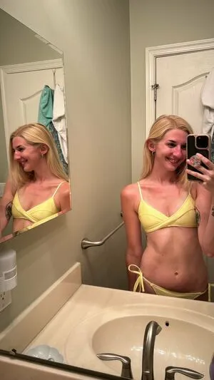 Pot Princess OnlyFans Leaked Free Thumbnail Picture - #8F1t1DbRNE