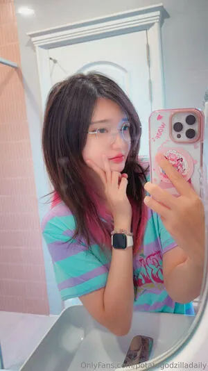 Potato Godzilla OnlyFans Leaked Free Thumbnail Picture - #I8Rz3YSgQZ