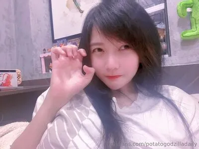 Potatogodzilladaily OnlyFans Leaked Free Thumbnail Picture - #LQciYlvHHe