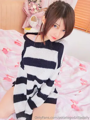 Potatogodzilladaily OnlyFans Leaked Free Thumbnail Picture - #pg2RiIE5XG