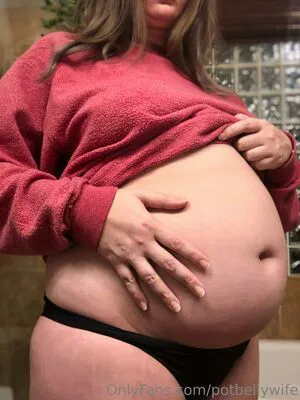 Potbellywife OnlyFans Leaked Free Thumbnail Picture - #OjGGPMEMod