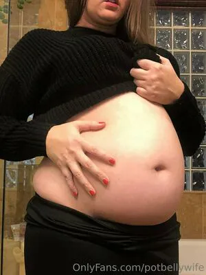 Potbellywife OnlyFans Leaked Free Thumbnail Picture - #cLC9ZmJ147