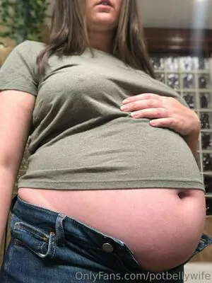 Potbellywife OnlyFans Leaked Free Thumbnail Picture - #ef6tQWdArv