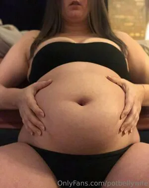 Potbellywife OnlyFans Leaked Free Thumbnail Picture - #x3Qv2wivcr
