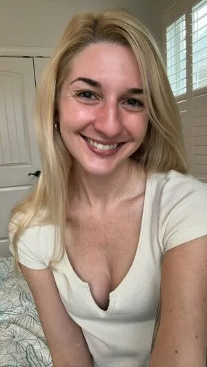 Potprincess4200 OnlyFans Leaked Free Thumbnail Picture - #3NNLUJPSac