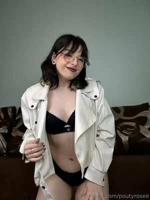 Poutyrosee OnlyFans Leaked Free Thumbnail Picture - #LGQHglDaRR
