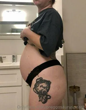 Preggosauruspeach OnlyFans Leaked Free Thumbnail Picture - #EVesjRFnBG