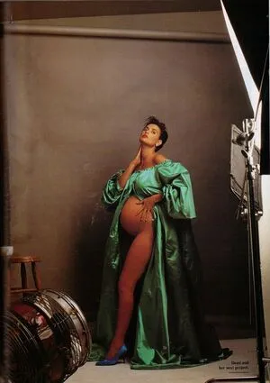 Pregnant Celebs OnlyFans Leaked Free Thumbnail Picture - #DznEYFis47