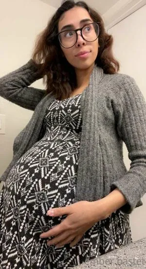 Pregnant Ember OnlyFans Leaked Free Thumbnail Picture - #uktxlXNuX4