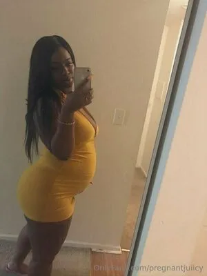 Pregnantjuiicy OnlyFans Leaked Free Thumbnail Picture - #02jVUkJY9X