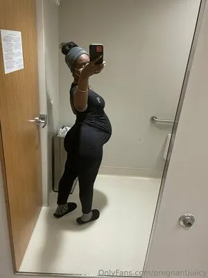 Pregnantjuiicy OnlyFans Leaked Free Thumbnail Picture - #EDCxOkrnDD