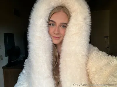 Presleyfoxxx OnlyFans Leaked Free Thumbnail Picture - #DM1o6gL8fh