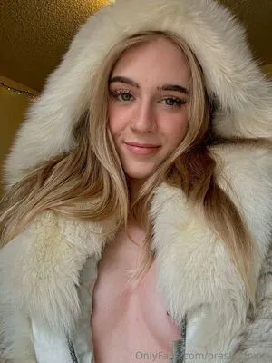 Presleyfoxxx OnlyFans Leaked Free Thumbnail Picture - #T0bbwn2mro