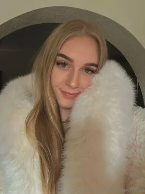 Presleyfoxxx OnlyFans Leaked Free Thumbnail Picture - #xY8L2IdplC