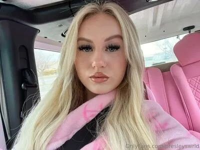 Presleyswrld OnlyFans Leaked Free Thumbnail Picture - #NMk8hs3L0a