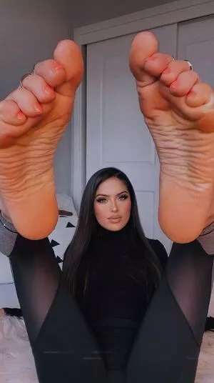 Pretty Feet OnlyFans Leaked Free Thumbnail Picture - #Xl8IlyGdgf