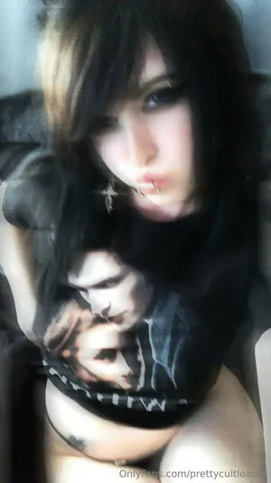 Prettycultleader OnlyFans Leaked Free Thumbnail Picture - #irN8L8TFlB