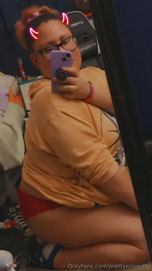 Prettyemokitty OnlyFans Leaked Free Thumbnail Picture - #NLz1w9yxZL