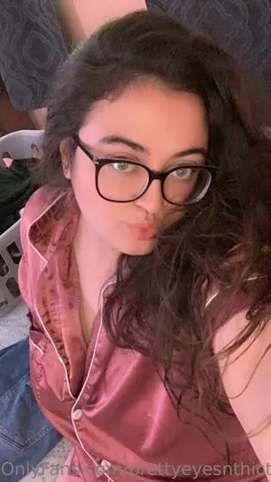 Prettyeyesnthicthighs OnlyFans Leaked Free Thumbnail Picture - #UBhCiGvmqn