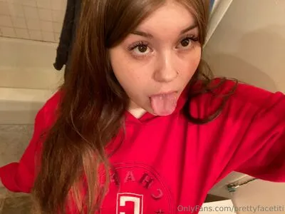 Prettyfacetiti OnlyFans Leaked Free Thumbnail Picture - #fYWZwls030