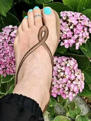 Prettyfeetartvilla OnlyFans Leaked Free Thumbnail Picture - #9p2sP4aZOr