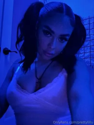 Prettylillu OnlyFans Leaked Free Thumbnail Picture - #psocIFEdS5