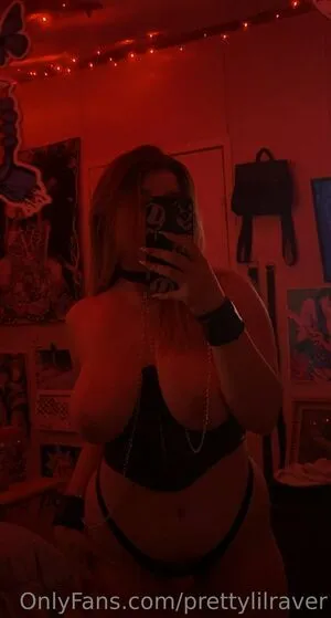 Prettylilraver OnlyFans Leaked Free Thumbnail Picture - #AAkrlPMXhr