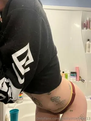 Prettylittlefreak13 OnlyFans Leaked Free Thumbnail Picture - #1Neo0miFzL