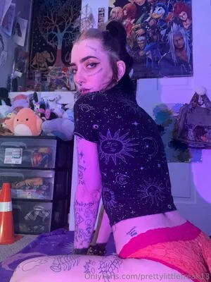 Prettylittlefreak13 OnlyFans Leaked Free Thumbnail Picture - #2rKIWMszY4
